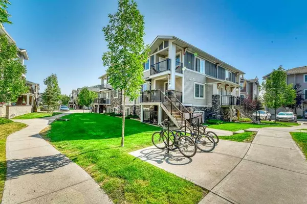 Chestermere, AB T1X 0P6,300 Marina DR #192