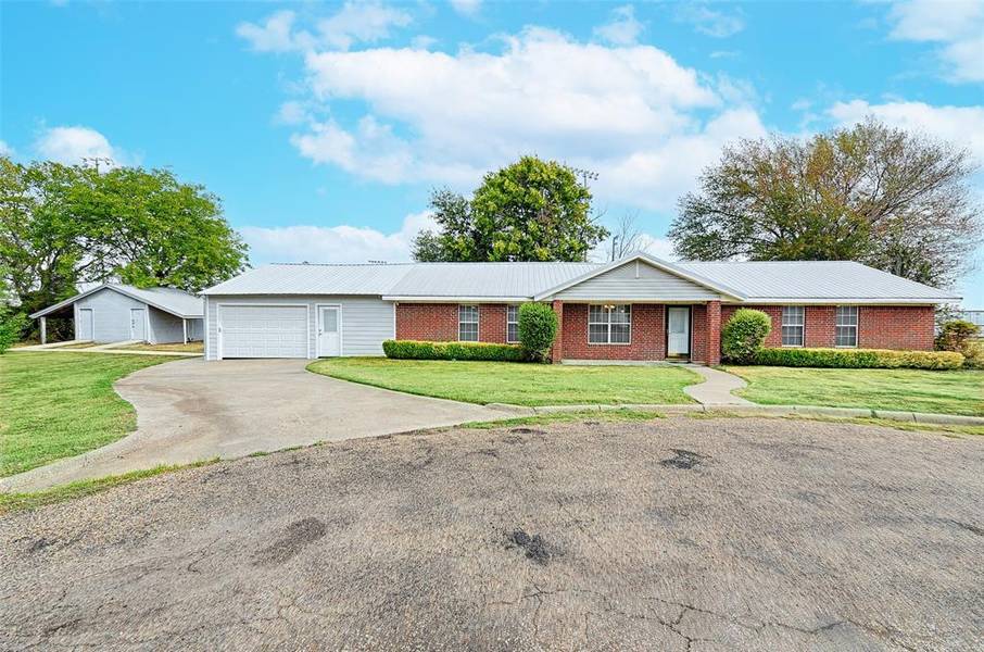 122 N 10th Street, Mabank, TX 75147