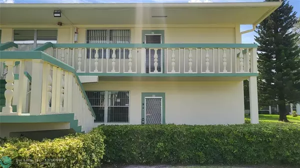 Deerfield Beach, FL 33442,345 Oakridge T  #345