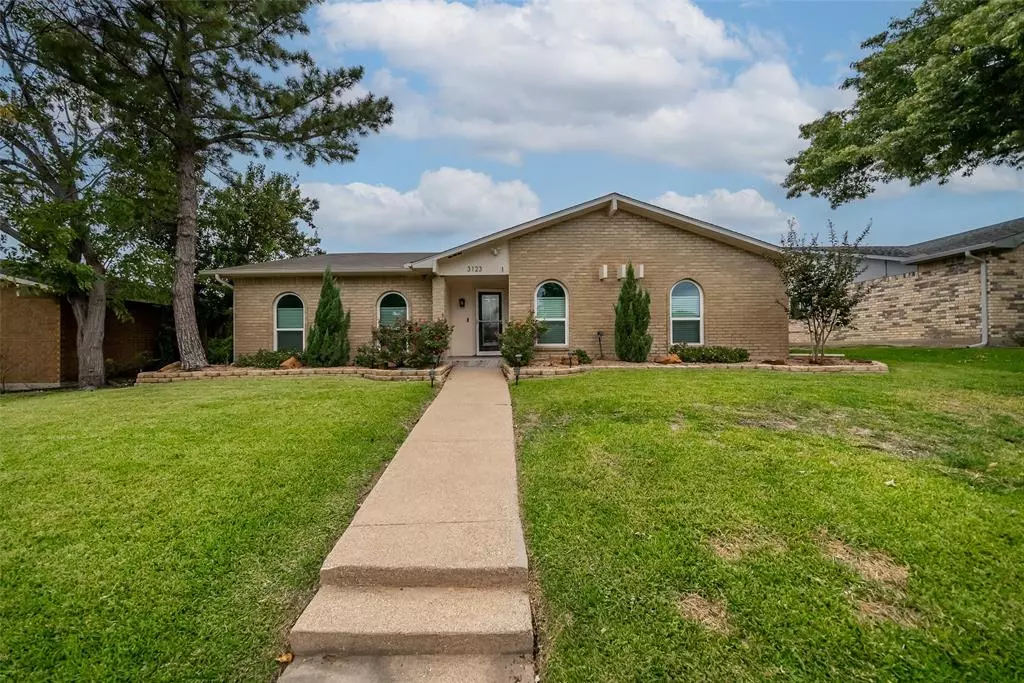 Carrollton, TX 75007,3123 Grapevine Lane