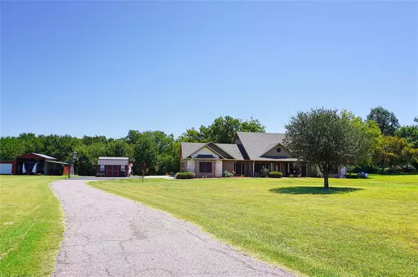 Whitesboro, TX 76273,244 W Fox Creek Lane