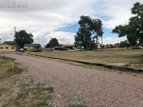 Pueblo, CO 81005,2922 Lakeview AVE