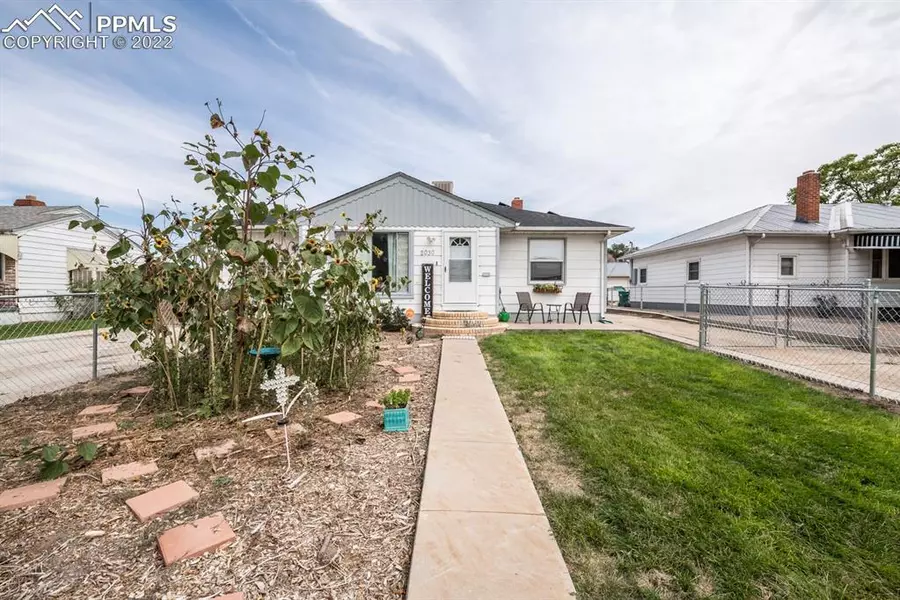 2030 Oakland AVE, Pueblo, CO 81004