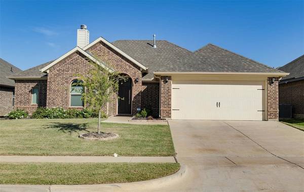 1317 Tucker Lane,  Kennedale,  TX 76060