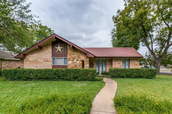 1214 Vicksburg Drive, Garland, TX 75041