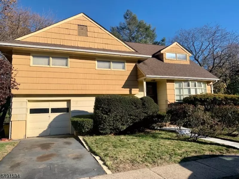 1721 Van Cortland Ter, Teaneck Twp., NJ 07666