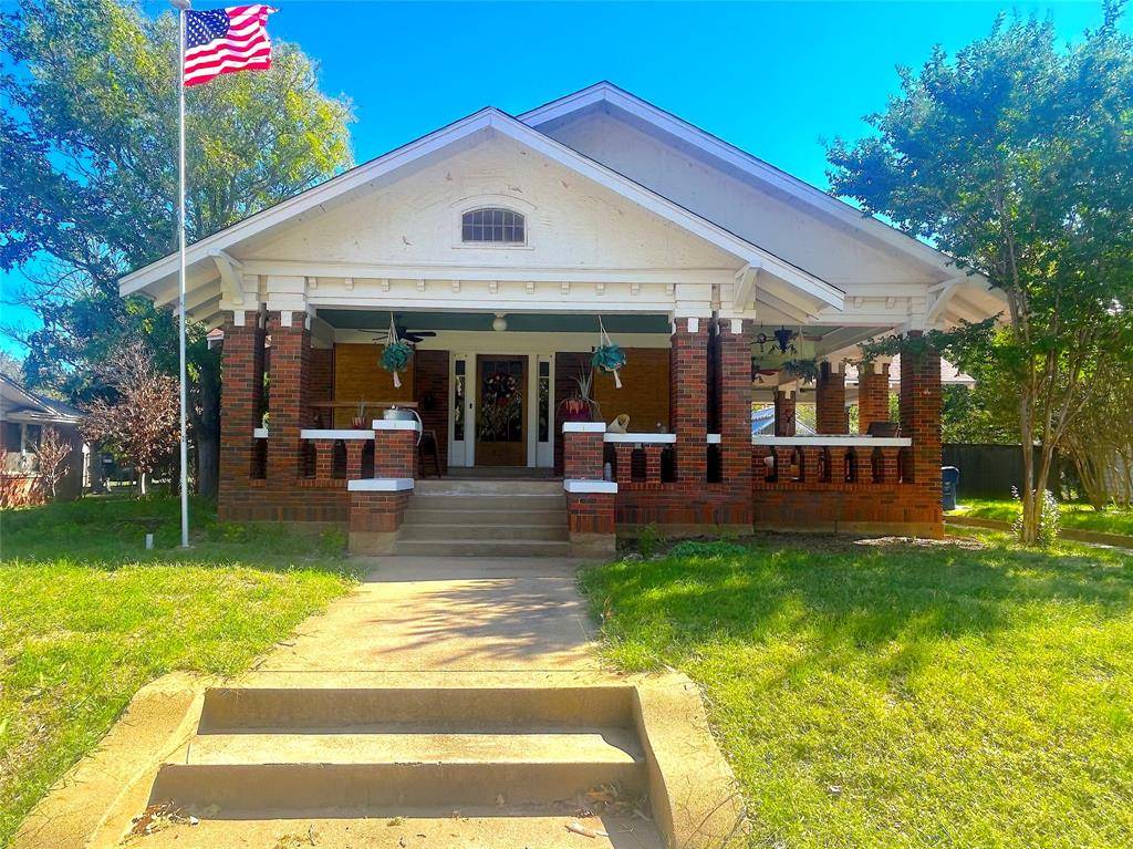 725 Kentucky Street,  Graham,  TX 76450