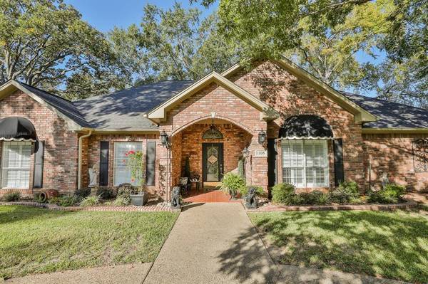 1108 Lonnie Drive, Athens, TX 75751