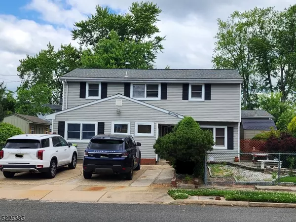 19 Bruce St, Old Bridge Twp., NJ 08857