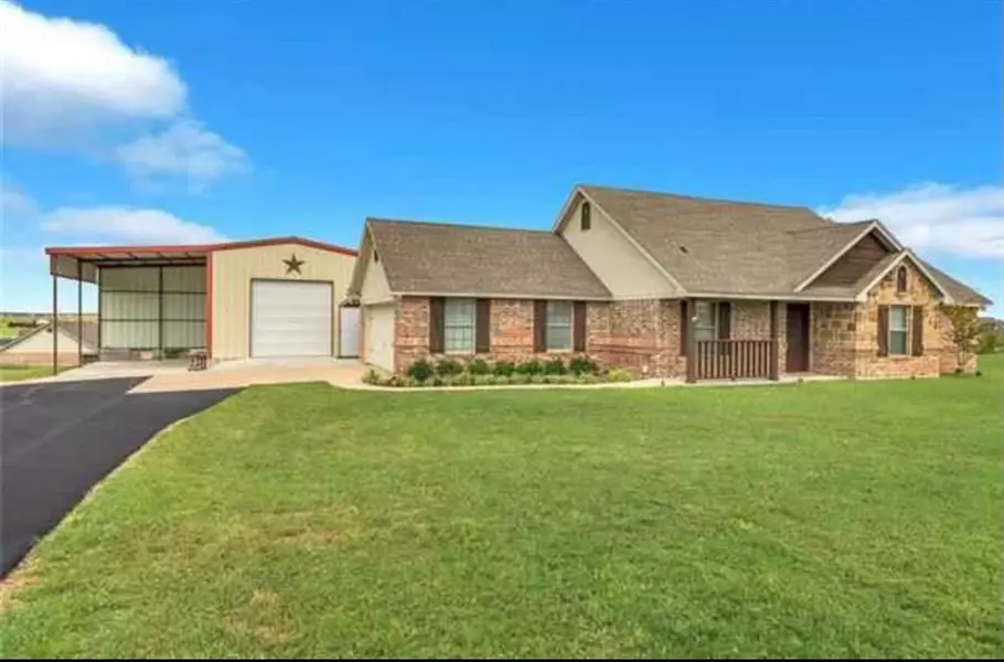 171 Ridge Top Drive, Decatur, TX 76234