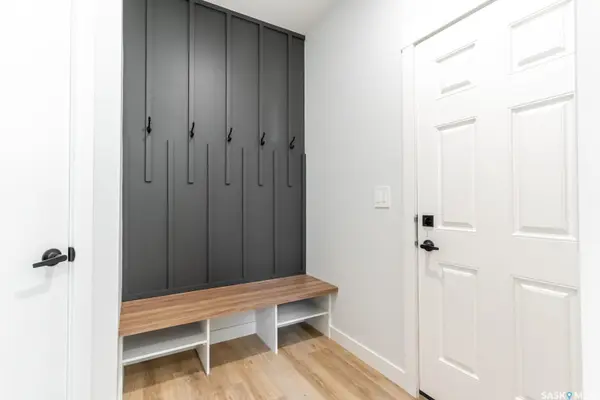 126 Chelsom BEND, Saskatoon, SK S7V 1R2