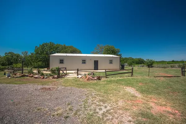 Luther, OK 73054,17629 Hogback Road