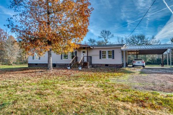 4759 Blocker Road, Marshall, TX 75672