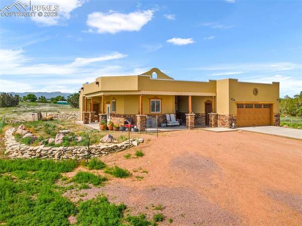 825 4th ST, Penrose, CO 81240