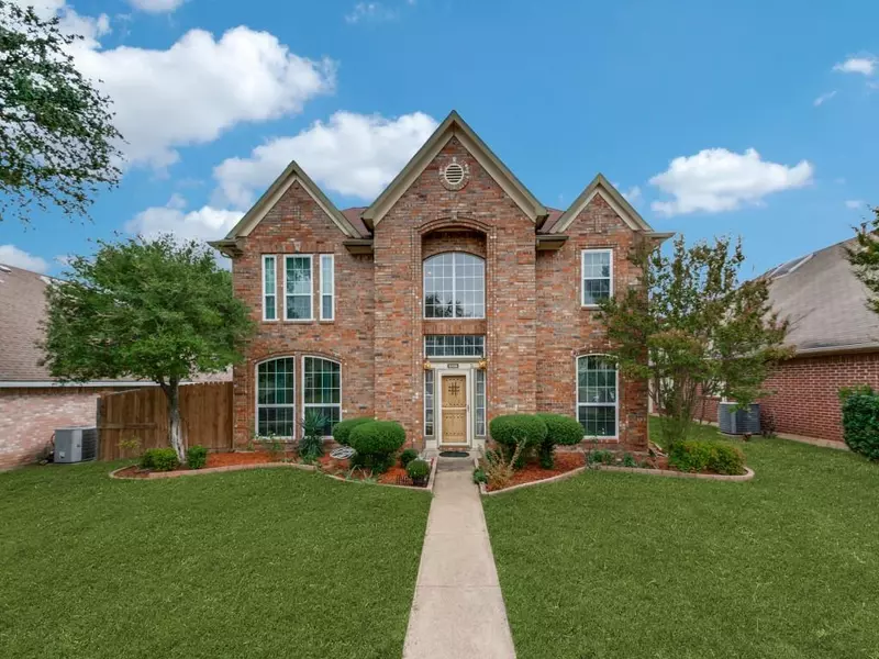 2306 Edinburgh Way, Garland, TX 75040