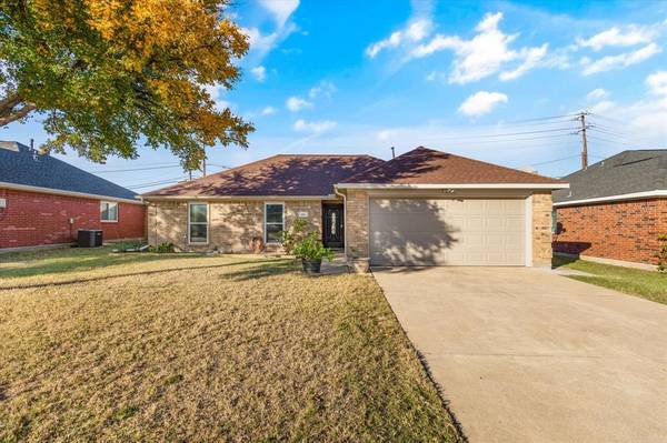 305 Millstone Drive,  Wylie,  TX 75098