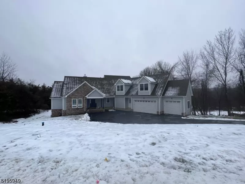 12 Exeter Ln, Hardyston Twp., NJ 07419