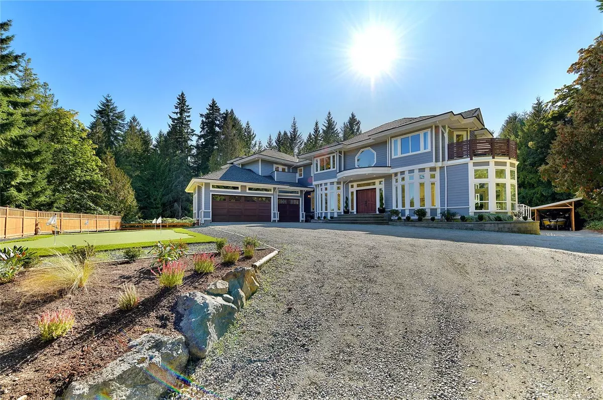 Shawnigan Lake, BC V0R 2W0,2699 Courtney Way