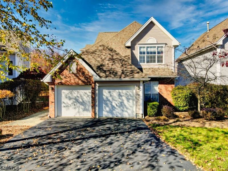 143 Crestview Ln, Mount Arlington Boro, NJ 07856