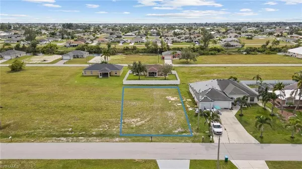 326 20th TER, Cape Coral, FL 33993