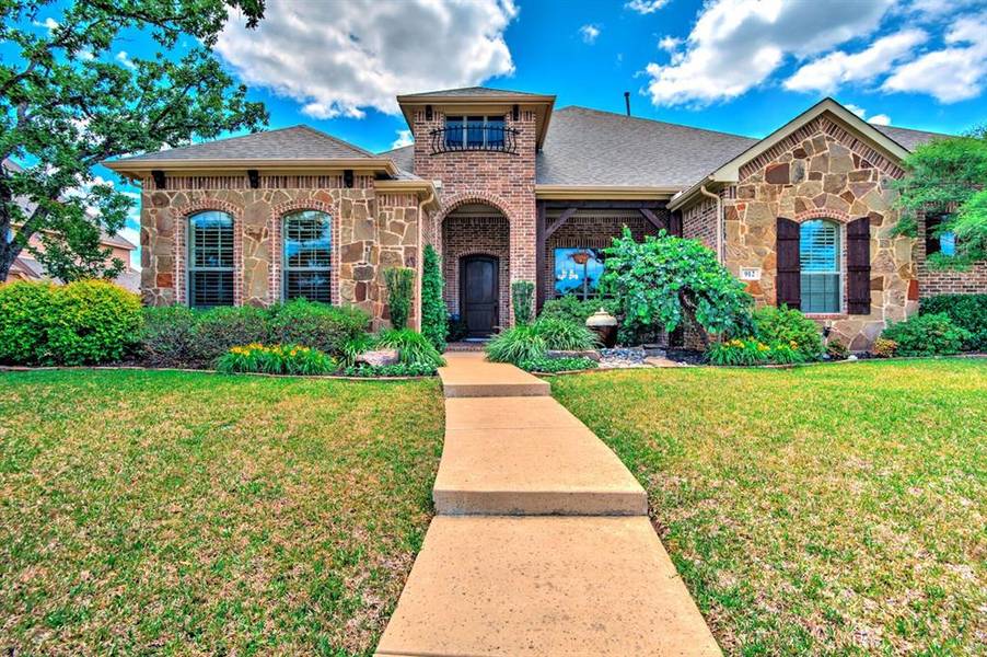 912 Bellstone Drive, Keller, TX 76248