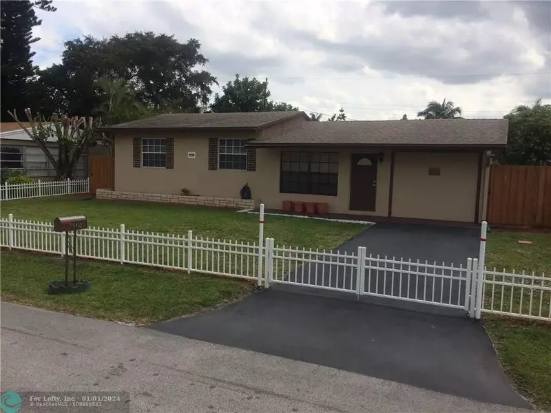 6450 SW 15th St, North Lauderdale, FL 33068