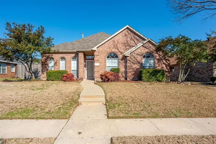 10404 Samantha Drive, Frisco, TX 75035