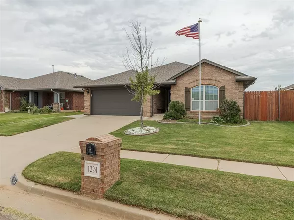 Yukon, OK 73099,1224 Greenfield Avenue