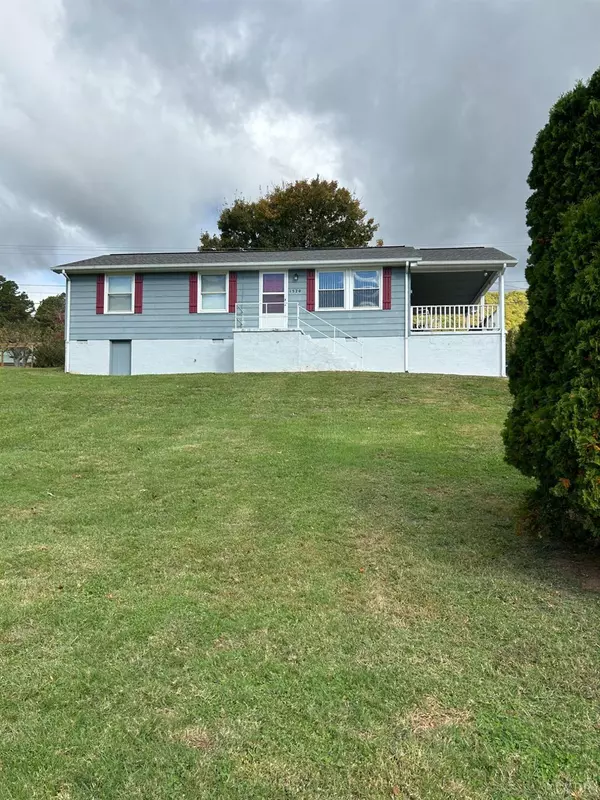 1520 Kanawah, Glasgow, VA 24555