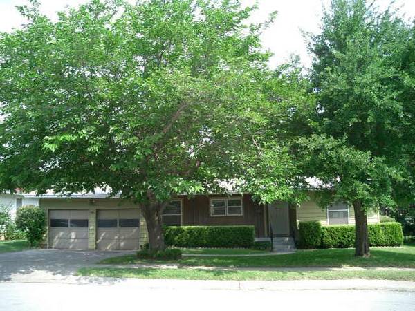 5001 Monette Street, Haltom City, TX 76117