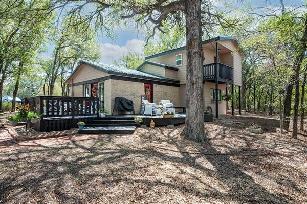 1101 Newsom Mound Road, Springtown, TX 76082