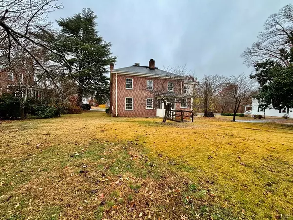 Altavista, VA 24517,1400 Bedford AVE