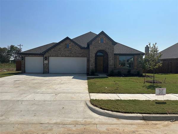 701 Mbs Way, Pilot Point, TX 76258