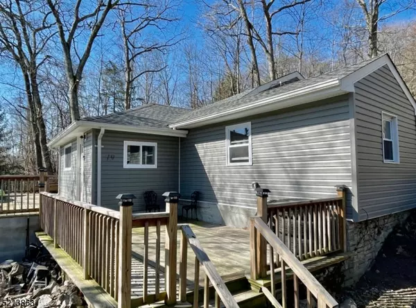 19 W Shore Trl, Hardyston Twp., NJ 07460