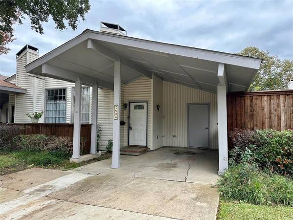 2644 Via Valencia, Carrollton, TX 75006