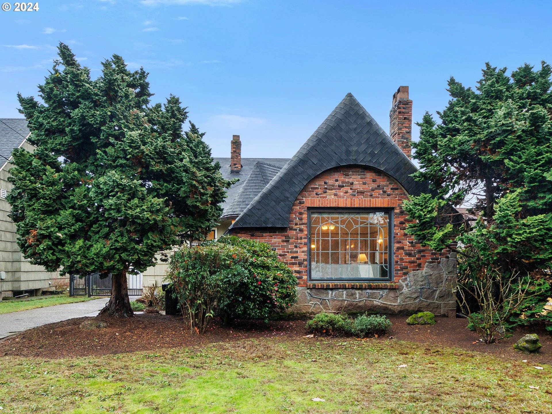 Homes for sale 2220 NE 61ST AVE, Portland, OR 97213 MLS2333106...