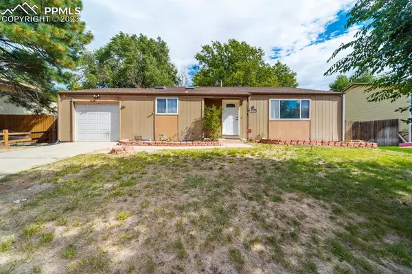 4719 Dover DR, Colorado Springs, CO 80916