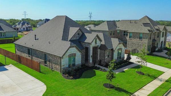 1207 Woodside Drive, Mansfield, TX 76063