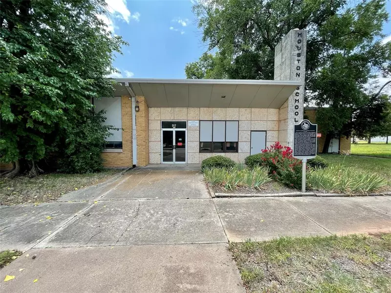 317 N 6th Street, Abilene, TX 79601