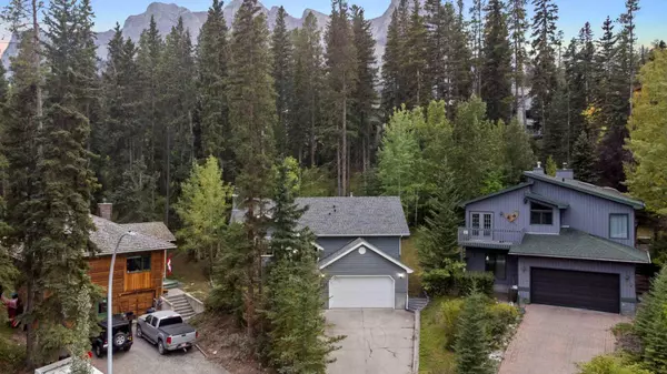 Canmore, AB T1W2N2,105 Grassi PL