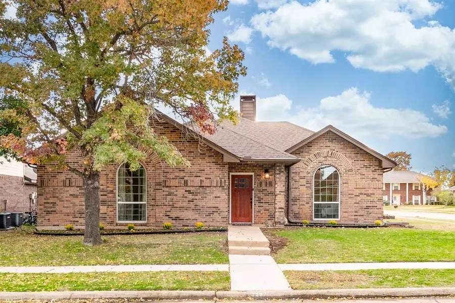 5237 Turtle Cove Road, Garland, TX 75044