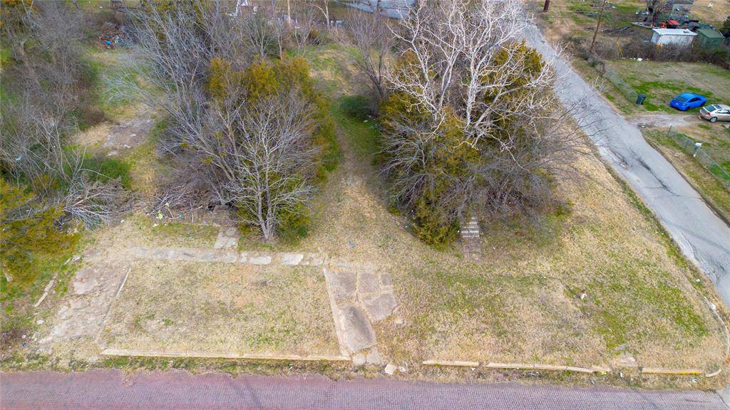 108 W Cummings Street, Henryetta, OK 74437