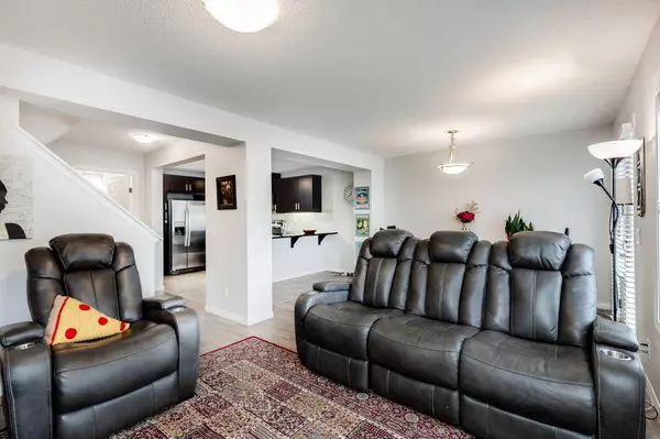 Airdrie, AB T4B 4G5,164 Windford GRV