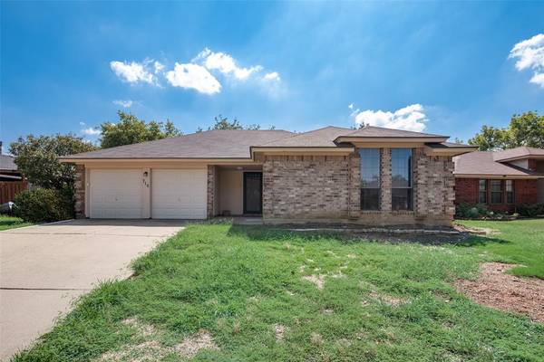 716 Running Creek Drive, Arlington, TX 76001