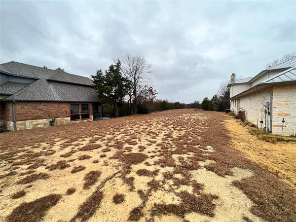 109 Greenway Bend, Pottsboro, TX 75076