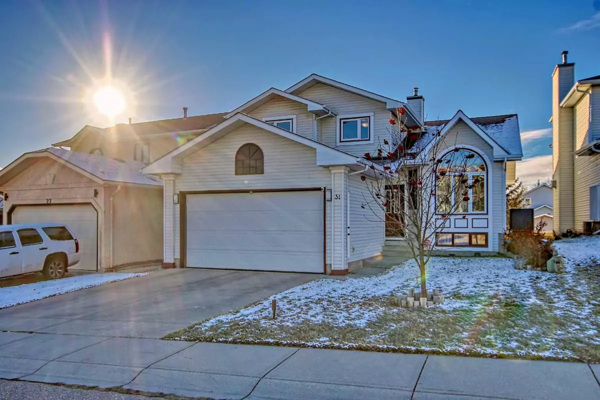 Calgary, AB T3H 3A4,31 Sierra Vista CIR SW