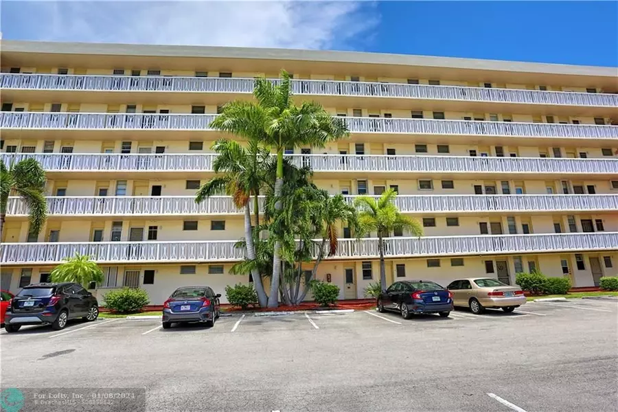 2903 E Point East Dr  #414, Aventura, FL 33160