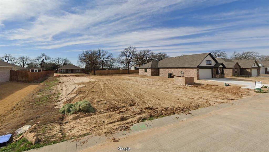 916 Ben Drive, Springtown, TX 76082