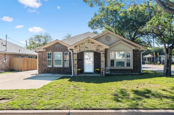 5937 Wellesley Avenue, Fort Worth, TX 76107