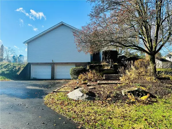 Upper Macungie Twp, PA 18051,7910 Woodsbluff Run